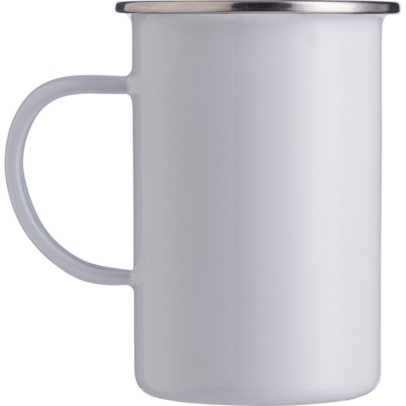 Посуда для напитков. эмалированная кружка объемом 550 мл