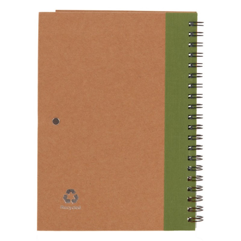 Блокнот примерно формата А5 с шариковой ручкой