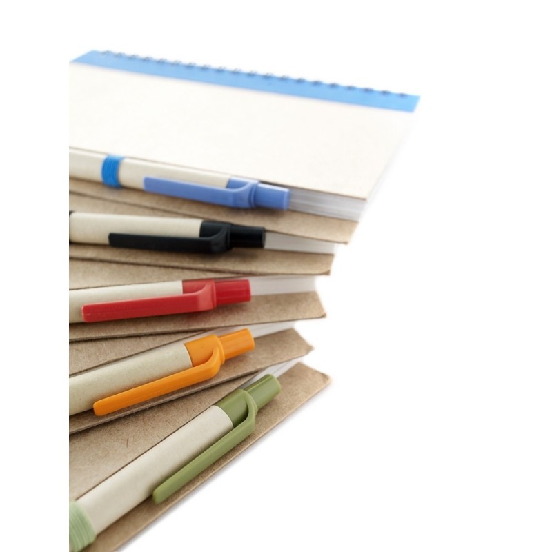 Блокнот примерно формата а5 с шариковой ручкой