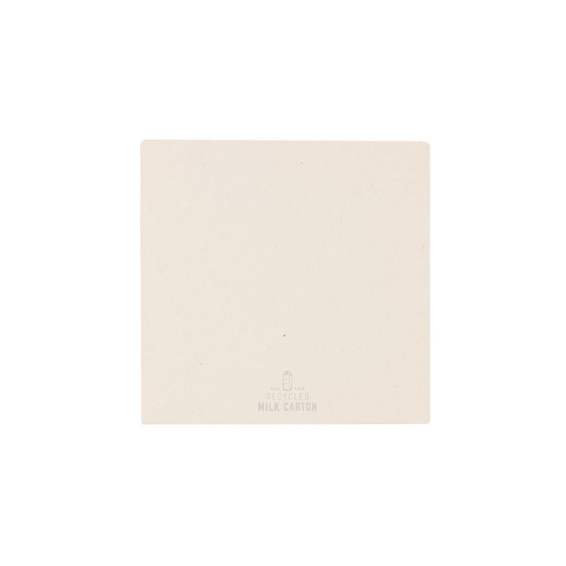 Офис. Держатель записок, клейкие записки, изготовленные из переработанных молочных коробок