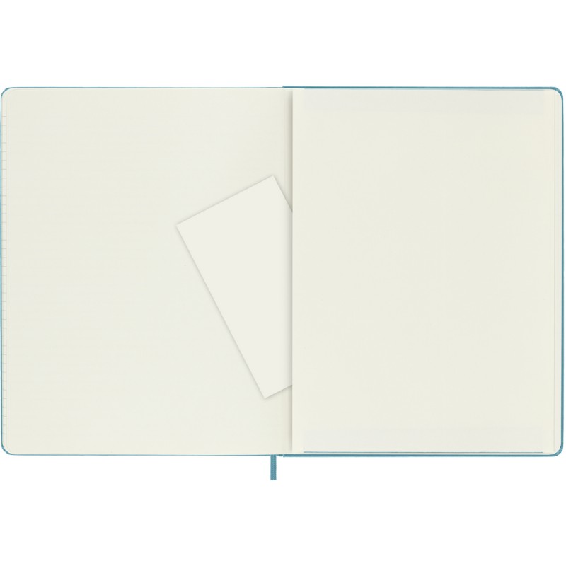 Блокнот moleskine примерно формата b5