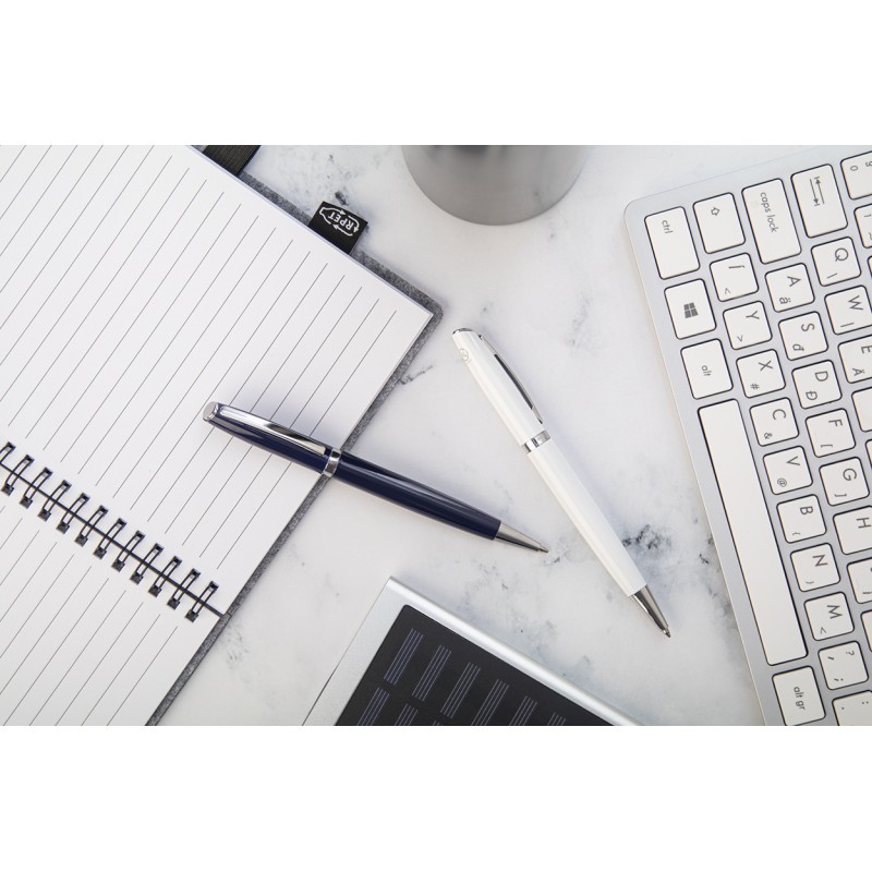 Шариковая ручка