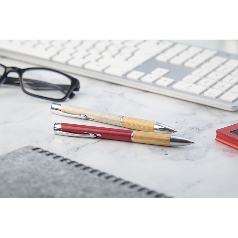 Шариковая ручка