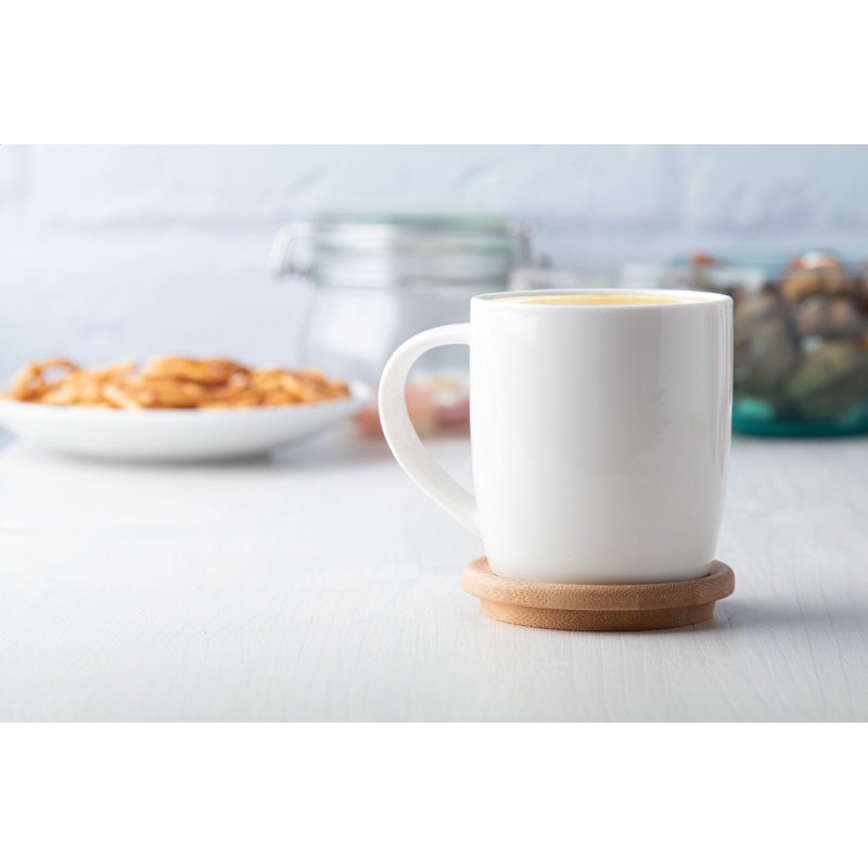 Фарфоровая кружка