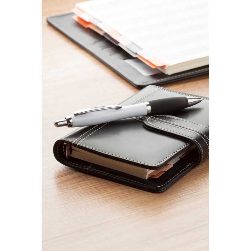 Шариковая ручка