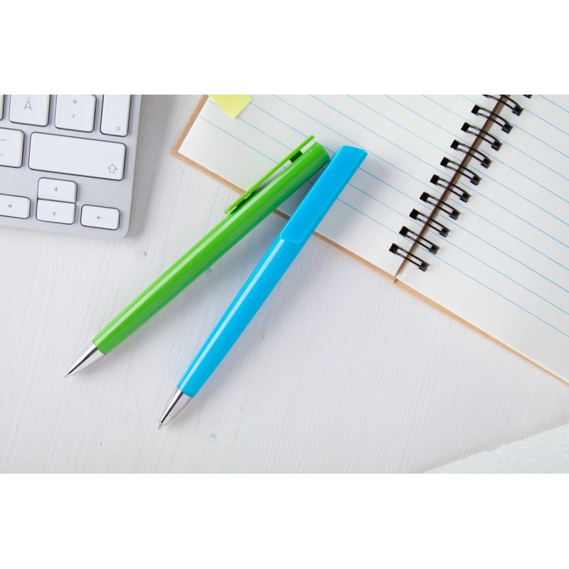 Шариковая ручка