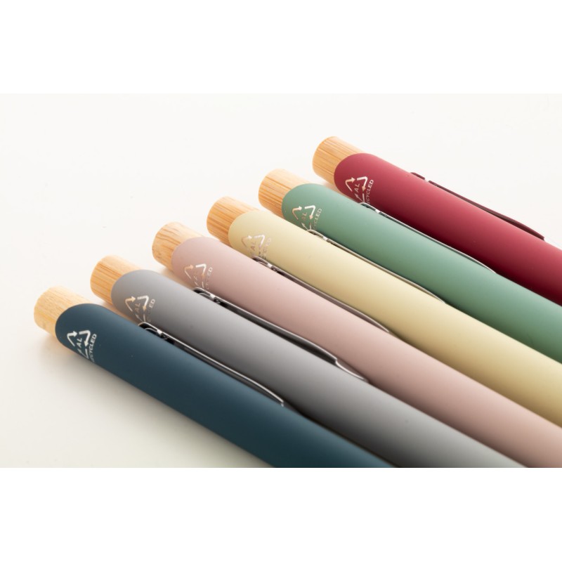 Шариковая ручка