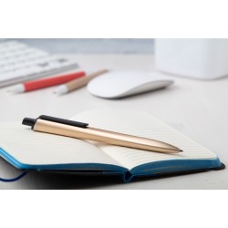 Шариковая ручка