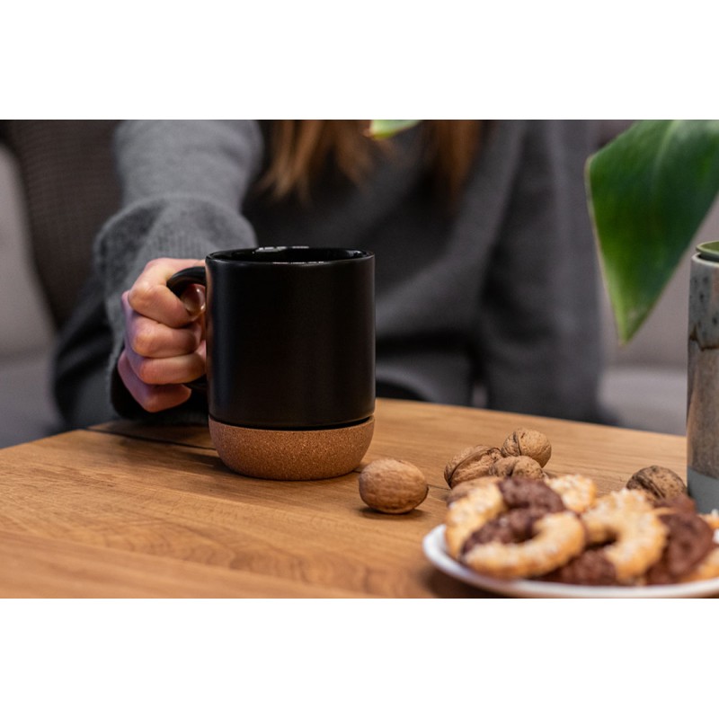 Керамическая кружка с