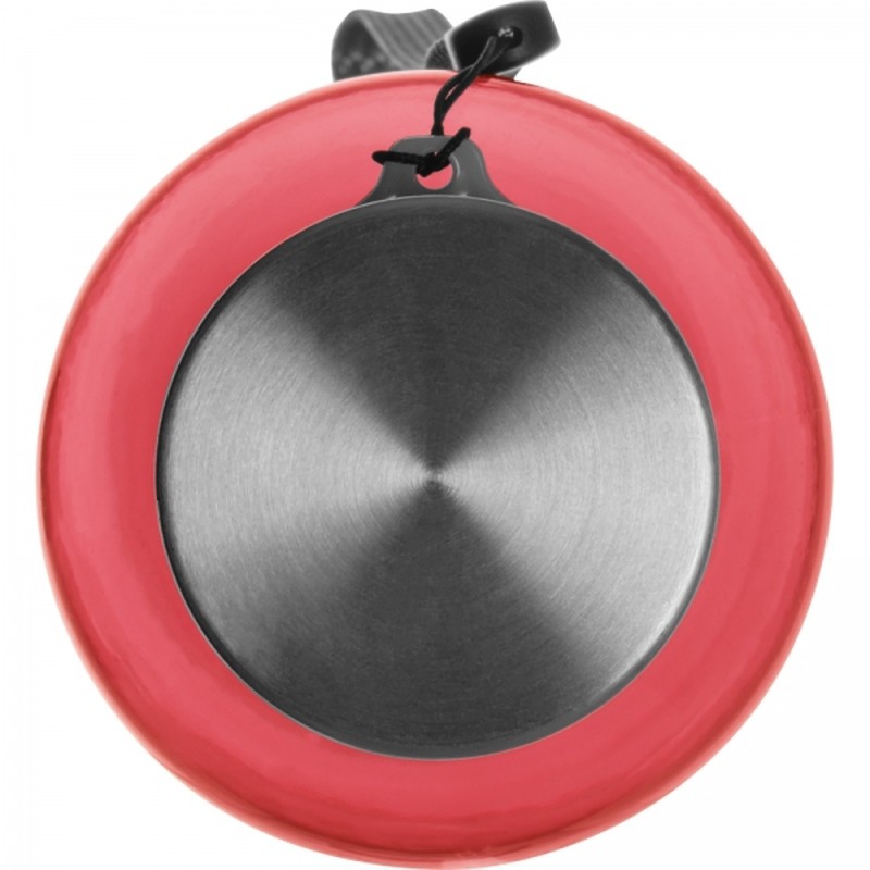 Бутылка из переработанного термопластика