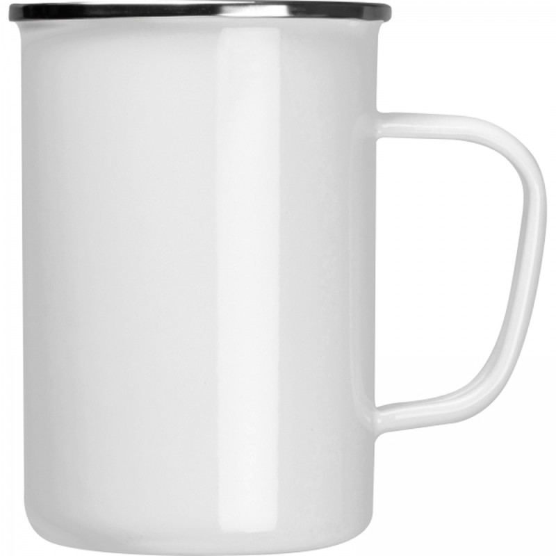 Металлическая кружка