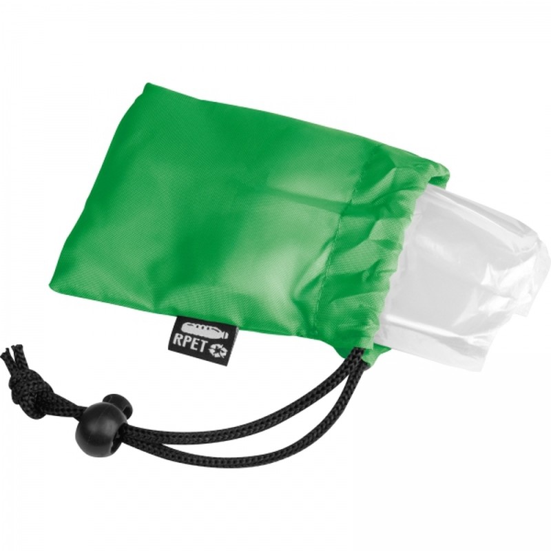 Дождевик, изготовленный из переработанного полиэтилентерефталата (rpet)