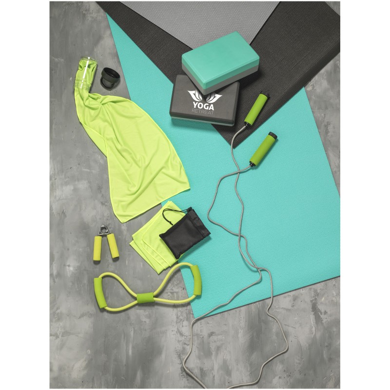 Охлаждающее полотенце remy в контейнере из пэт