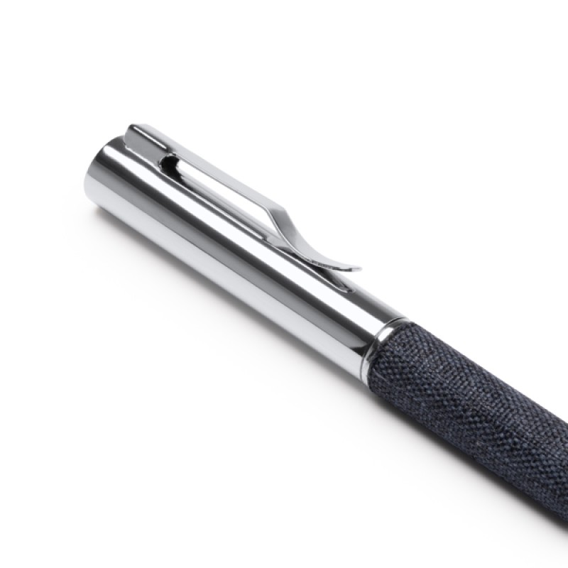 Шариковая ручка Braman серого цвета